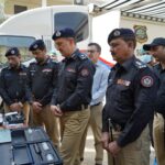 Karachi Police Chief Visits Crime Scene Unit at Brigade Police Station