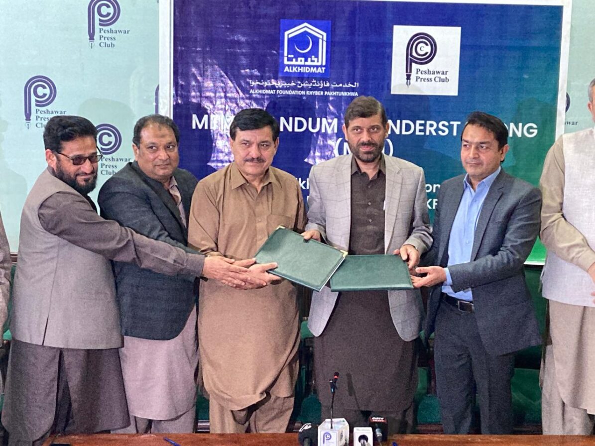 Peshawar Press Club, Alkhidmat Foundation KP Sign MoU for Journalists’ Welfare