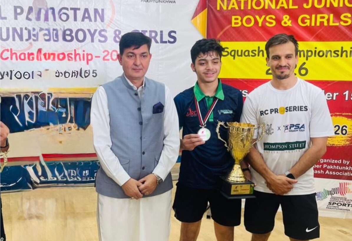 KP Talent Fawad Khan Defeats Top Seed to Reach National Squash Final