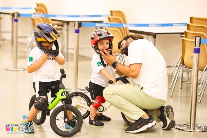 Pakistani Children Compete Against Asia’s Best Young Cyclists
