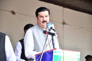Governor Kundi Calls for National Unity, Pays Tribute to Martyrs