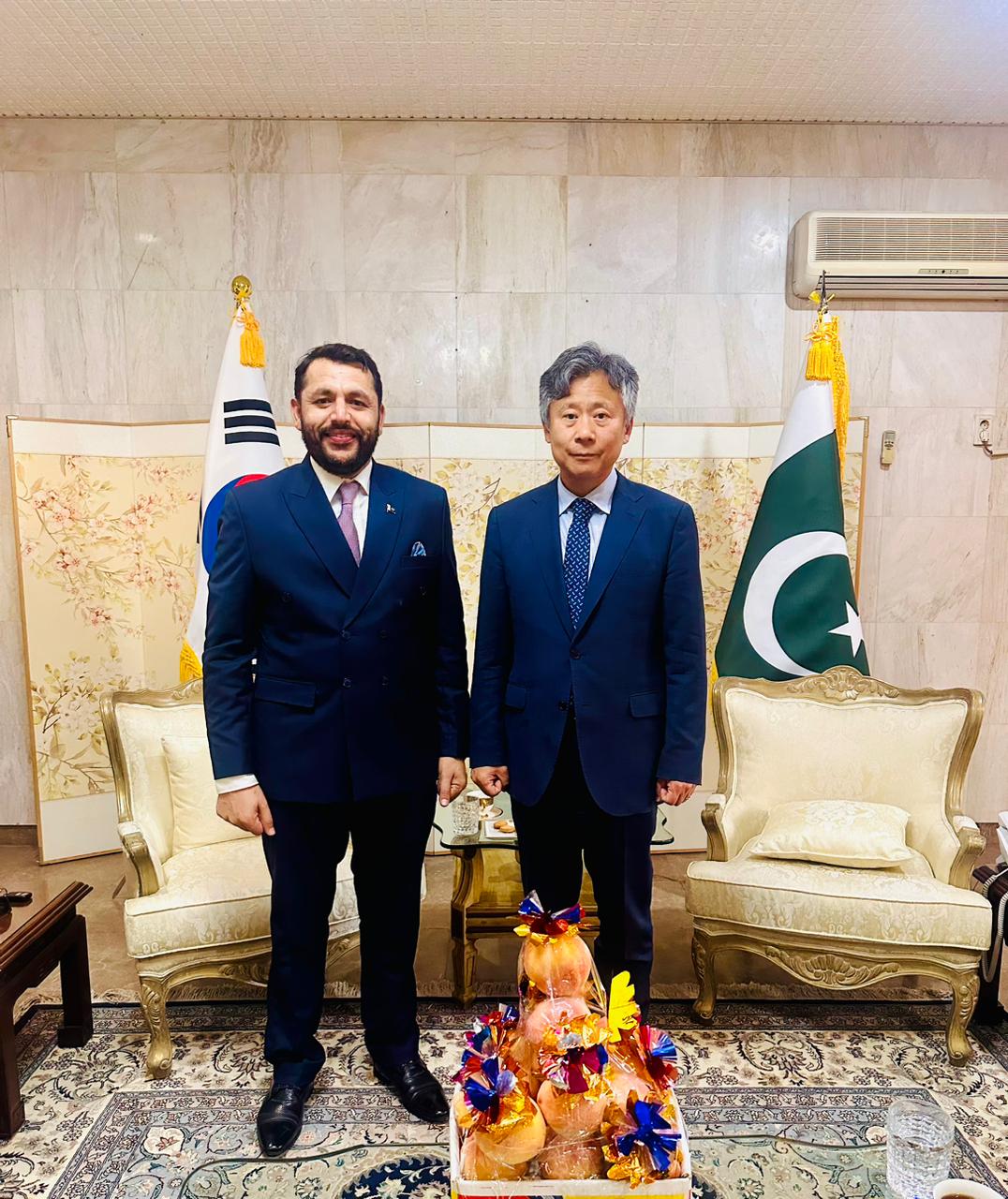 Sardar Waqar Shahzad Invites Korean Envoy to Visit Swat