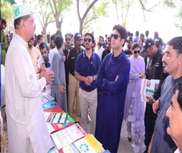 DC Sarmad Ali Bhaagat Highlights Haleji Lake’s Heritage