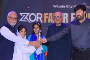 Sayed Anwar Kamal Honoured with Fakhr-e-Pakhtunkhwa Award
