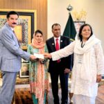 Governor Faisal Kundi Rewards Nurse Who Saved Newborn
