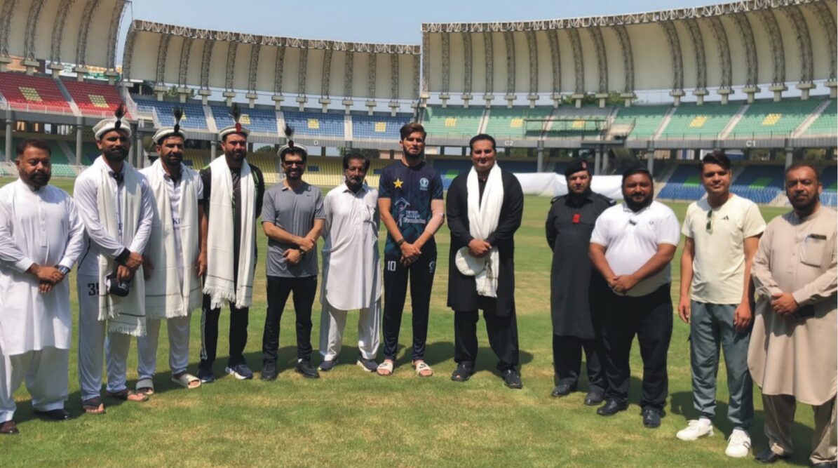 DG Ashfaq Khan Hails KP Cricket Talent During Imran Khan Stadium Visit